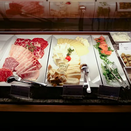 Evropa Ξενοδοχείο Τσέλιε