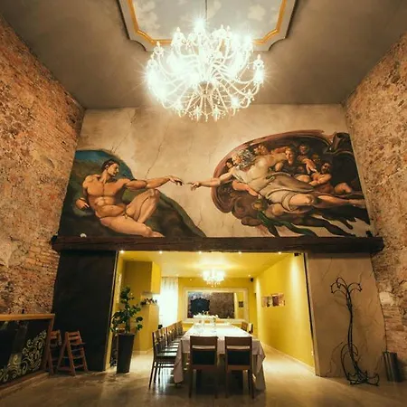 Hotel Evropa 4*