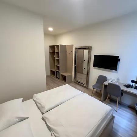 Hotel Evropa 4*