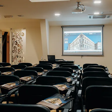 Ξενοδοχείο Evropa 4*