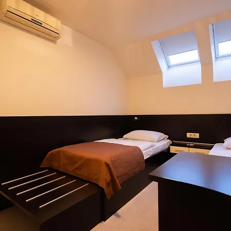 Otel Evropa 4*