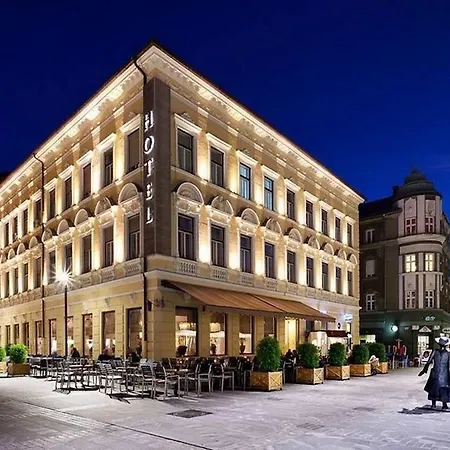 Hotel Evropa 4*